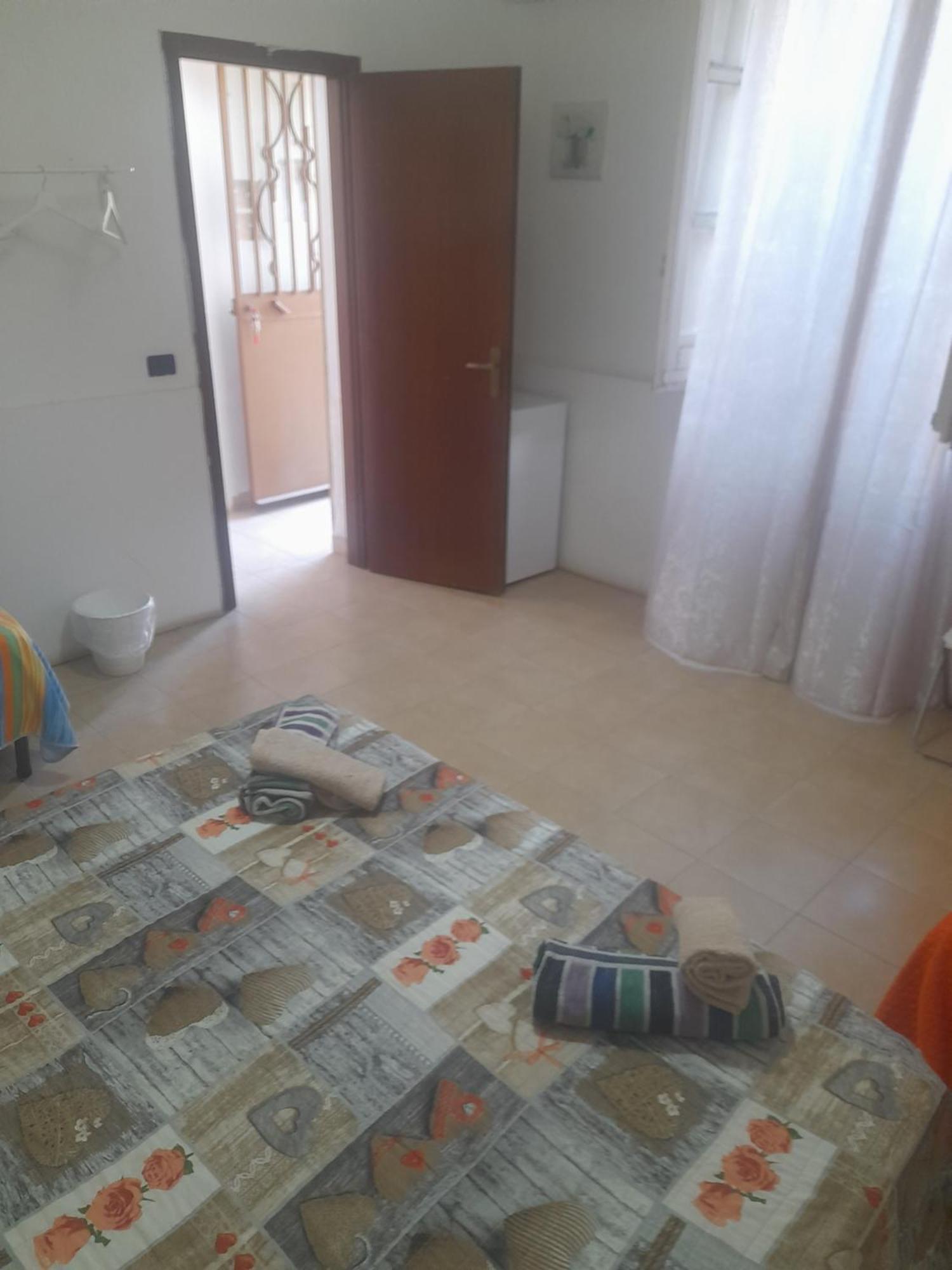 Bed & Breakfast Bed And Fly Aeroporto Fontanarossa Reception H24 Bagno Privato In Catania