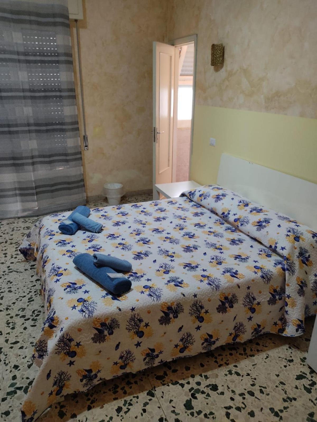 Bed And Fly Aeroporto Fontanarossa Reception H24 Bagno Privato In
